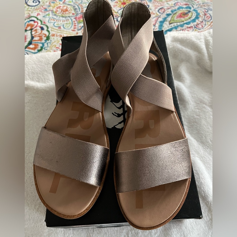 Sorel Ella II Sandal Metallic New in Box